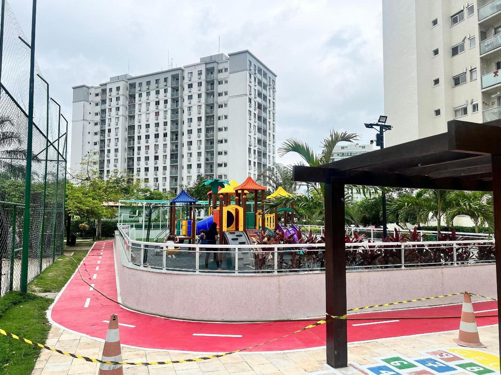 Apartamento Apto Completo Ar Garagem Piscina Barra Olimpica Rj *